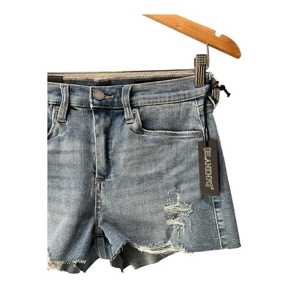 Blank NYC The Essex Medium Wash Classic Cut Off  Denim Jean Short Size 27 NEW - Picture 6 of 12